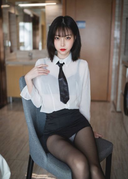 亚洲成人在线综合_超清高清视频观看