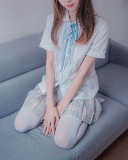 久久九九八八色偷偷_HDHD在线观看