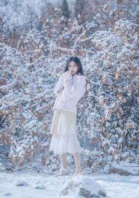 久久久久久精品免费啪啪国卢浮宫_720完整在线观看